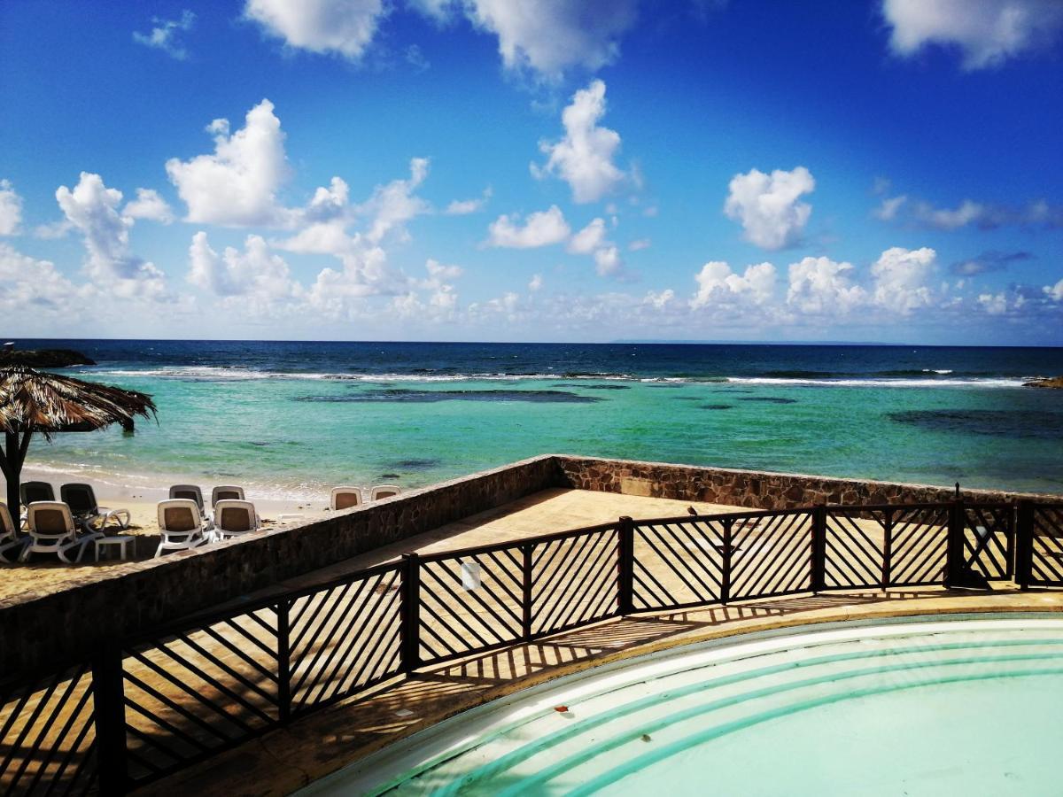 Studio Vue Mer Piscine Plage Kaz Punch Manganao Chez Julie Saint-Francois  Zewnętrze zdjęcie
